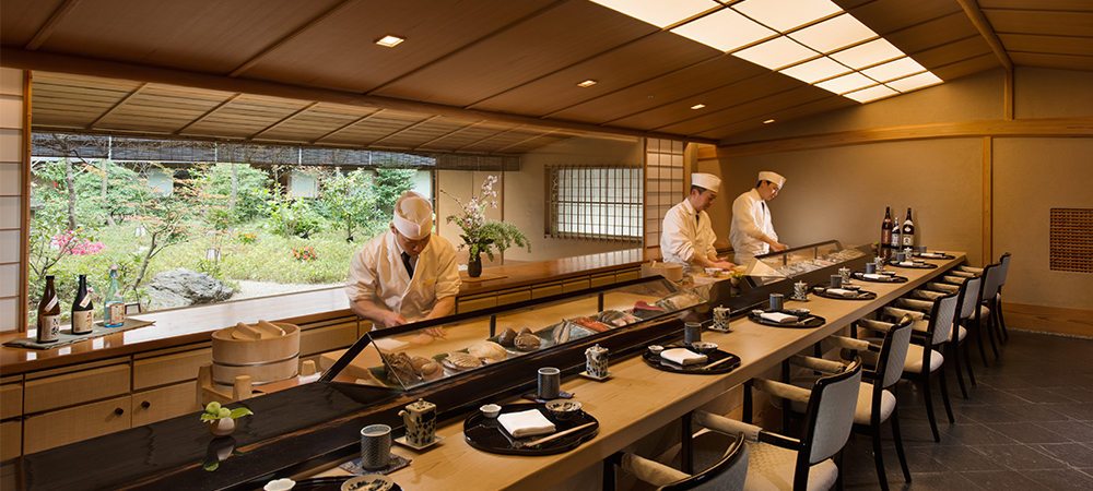 2025年の恵方は西南西！【2月1日、2日限定】ちびっこ恵方巻づくり体験～お食事つき～