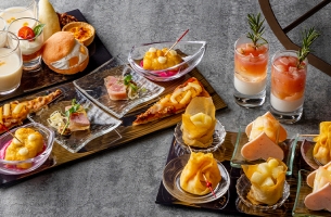 【7-8月】お酒との相性も良いセイボリーが並ぶ「ピーチハイティー」