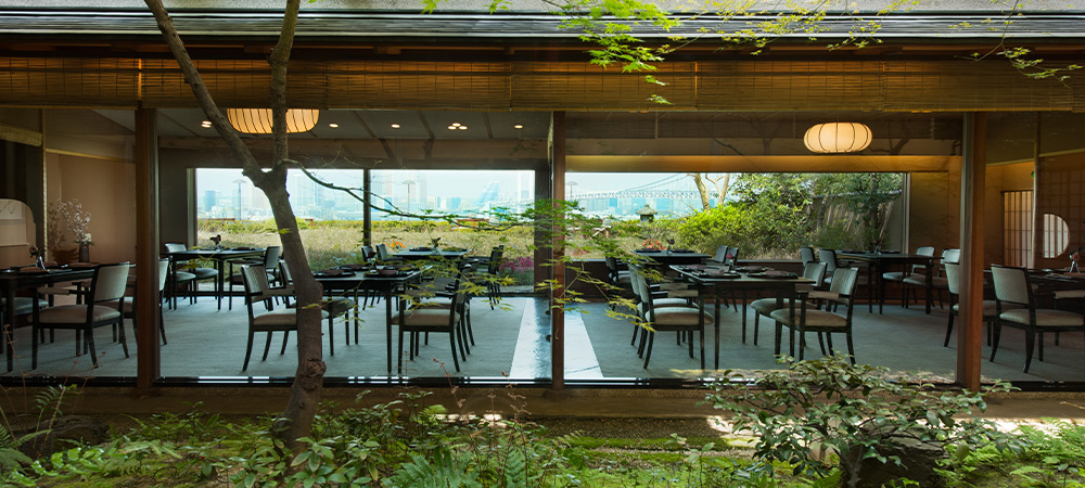 日本料理「さくら」で楽しむ和の喫茶スペシャルパフェ&ケーキセット