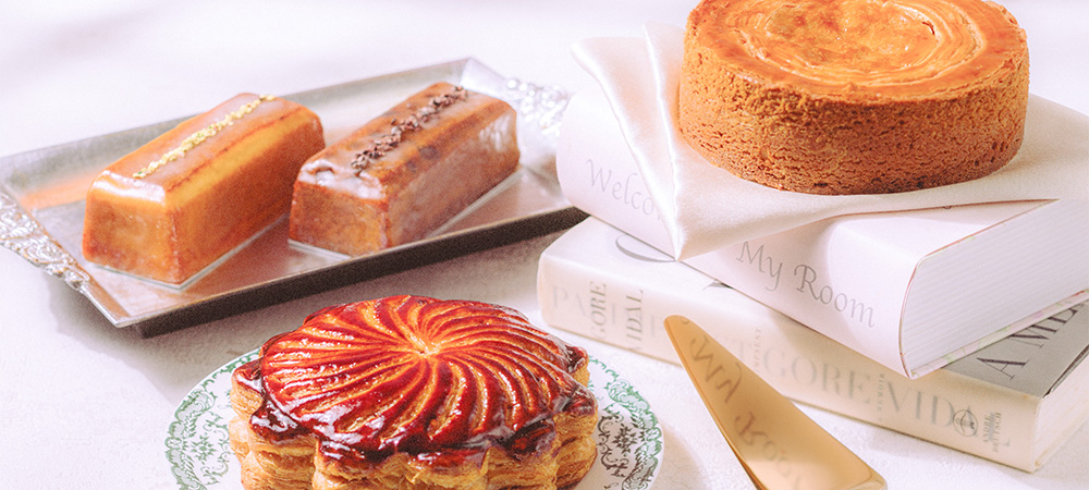 PATISSERIE & SWEETS 　～心が弾む、ささやかな魔法を。ホテル自慢の華やかなスイーツ～